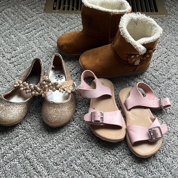 Old Navy Other - Bundle of 3 Toddler Girls size 6 shoes